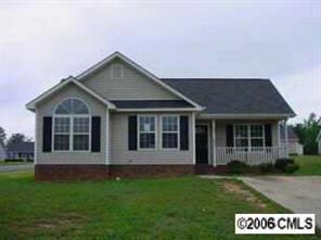 4401 Biesterfield Dr., Charlotte, NC 28216