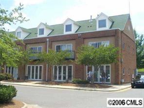 452 Main St. #G, Davidson, NC 28036