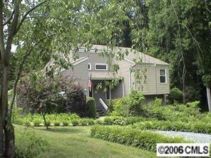 303 Hillcrest Dr., Harrisburg, NC 28075