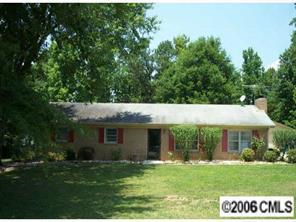 316 Enchanted Dr., Matthews, NC 28104