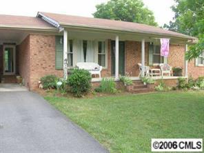 4010 Sandlewood Ln., Concord, NC 28025