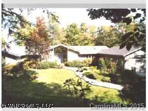 511 Sabine Drive, Hendersonville, NC 28739