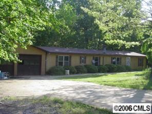 3974 Trailwood Dr., Sherrills Ford, NC 28673