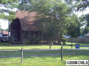 305 Woodside Dr., Harrisburg, NC 28075