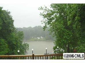 7044 Locke Dr., Sherrills Ford, NC 28673