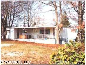 131 Wickens Dr, Mountain Home, NC 28758