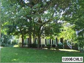 7800 Knollwood Cir., Charlotte, NC 28213