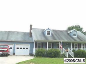 139 Shadowbrook Dr., Mount Holly, NC 28120