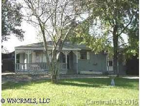 1002 Dana Rd, Edneyville, NC 28727