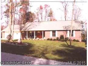 90 Whisperwood Drive, Hendersonville, NC 28791