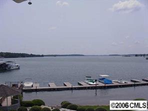 7831 Spinnaker Bay Dr. #211, Sherrills Ford, NC 28673