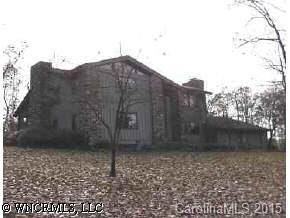 1454 Baystone Dr, Hendersonville, NC 28792