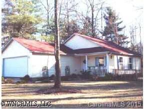 61 Simmons Dr, East Flat Rock, NC 28726