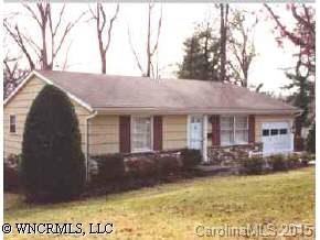 1102 Pinebrook Circle, Hendersonville, NC 28739