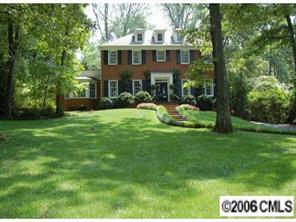 1927 Pinewood Cir., Charlotte, NC 28211