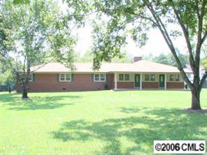 1346 Timberlake Ln., Lincolnton, NC 28092