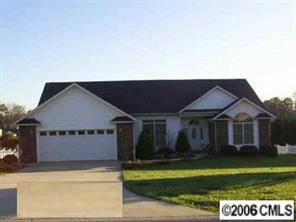 2473 Chandy St., Newton, NC 28658