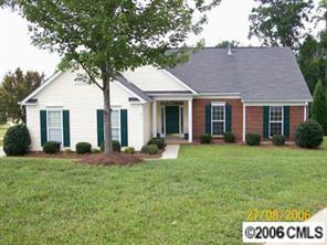 101 Mulberry Ct., Mount Holly, NC 28120