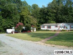 2049 Redskin Tr., Iron Station, NC 28080