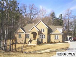 176 Honeysuckle Creek Loop, Mooresville, NC 28117