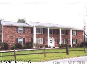 530 Whipering Hills Drive, Hendersonville, NC 28792