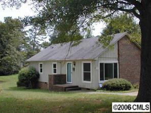 4219 Water Oak Rd., Charlotte, NC 28211