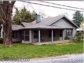 914 White Pine Dr., Hendersonville, NC 28739