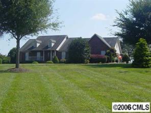 3214 Summerfield Dr., Monroe, NC 28110