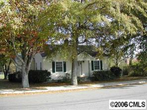 625 South St., Davidson, NC 28036