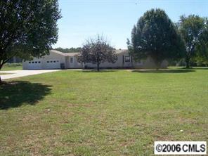 8553 Cloverfield Dr., Kannapolis, NC 28081