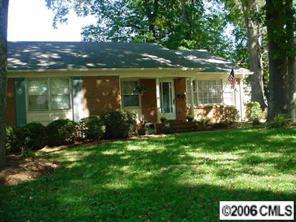 5907 Craftsbury Dr., Charlotte, NC 28215