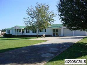 2645 Lower Stone Church Rd., Rockwell, NC 28138