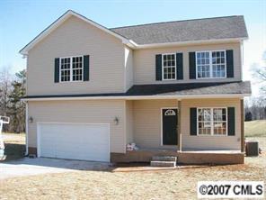 135 Weathers Creek Rd., Troutman, NC 28166