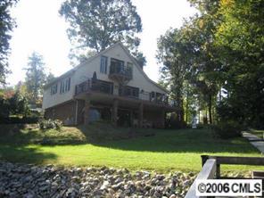 2562 Las Brisas Ln., Denver, NC 28037