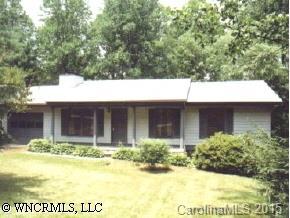 322 Comet Dr., Hendersonville, NC 28739