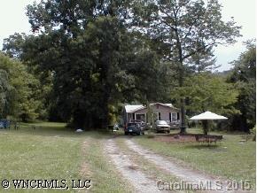 525&527 Stoney Mtn Rd, Hendersonville, NC 28791