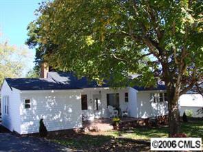 220 W Pine St., Lincolnton, NC 28092