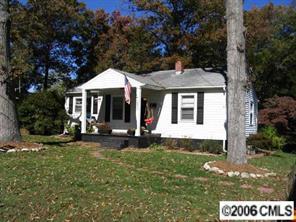 202 Gibbs Rd., Dallas, NC 28034