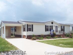 448 Sassafras Drive, Hendersonville, NC 28739