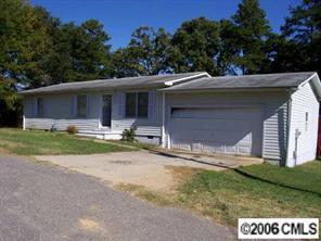 955 Hull St., Statesville, NC 28677
