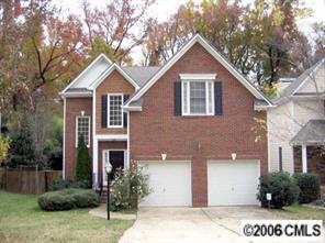 2040 Sablewood Dr., Charlotte, NC 28205