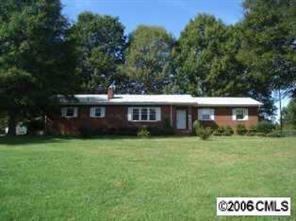 521 Camden St., Wingate, NC 28174