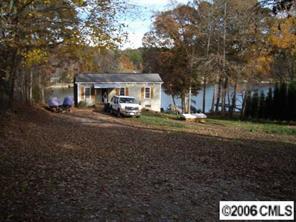7064 Hidden Harbor Ln., Sherrills Ford, NC 28673