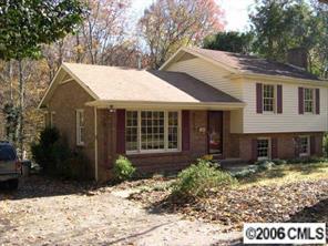 6119 Colchester Pl., Charlotte, NC 28210