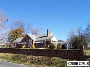 327 S Grove St., Lincolnton, NC 28092