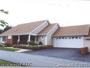 1056 Saddlebrook Dr., Hendersonville, NC 28739