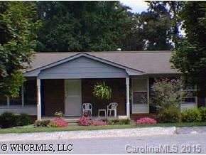 1202 Pinebrook Circle, Hendersonville, NC 28739