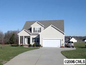 296 Brook Glen Dr., Mooresville, NC 28115