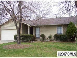 5927 Hanna Ct., Charlotte, NC 28212