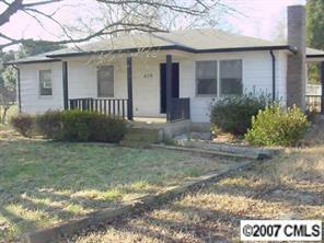 639 Noles Dr., Mount Holly, NC 28120